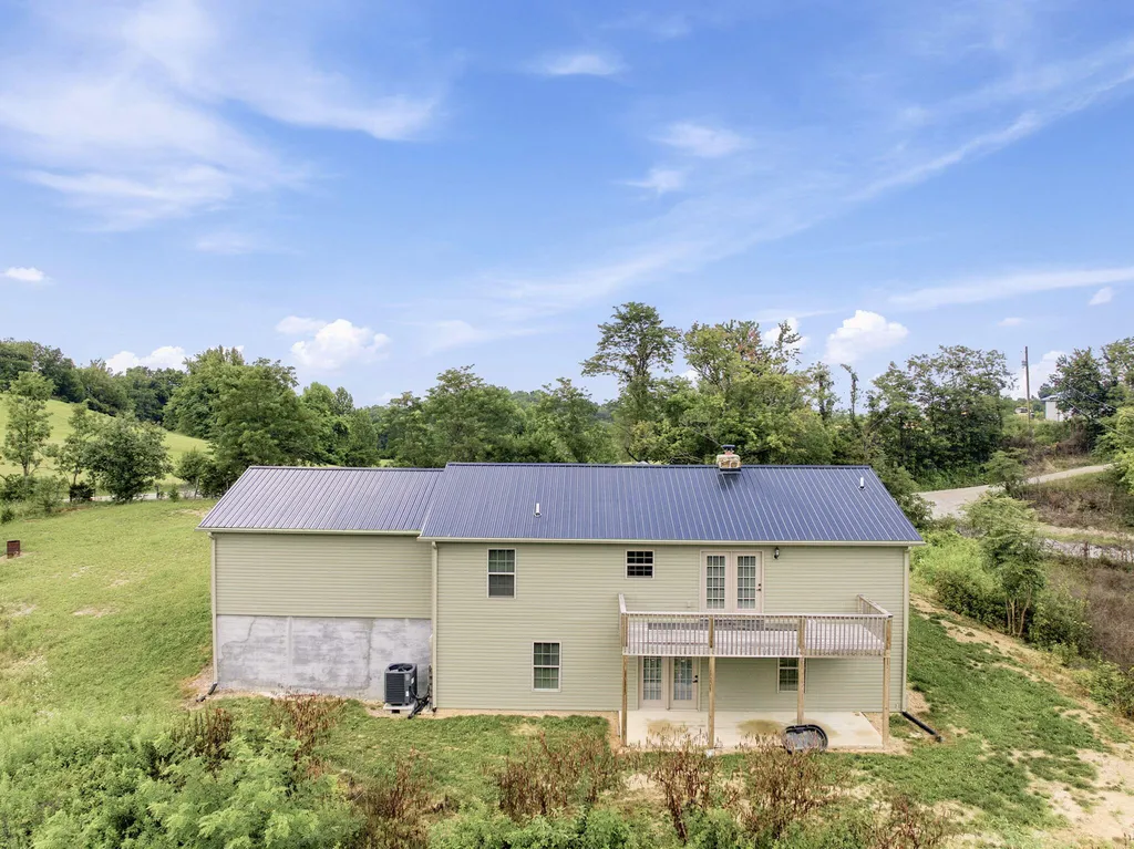 14240 Highway 2004 Mckee KY 40447