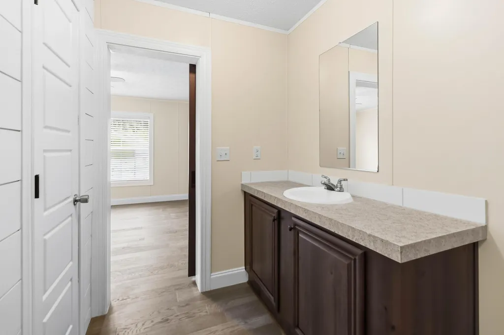 5783 Slate Lick Road London KY 40741