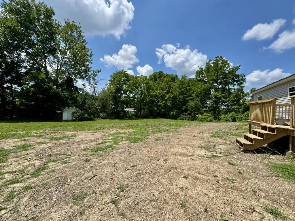 5783 Slate Lick Road London KY 40741