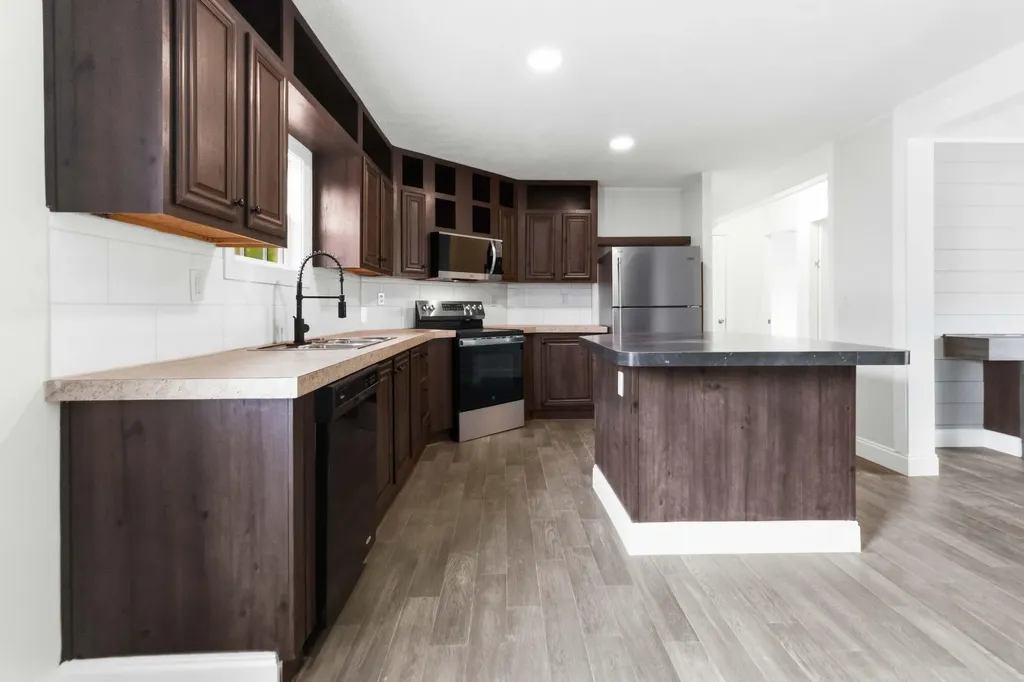 5783 Slate Lick Road London KY 40741