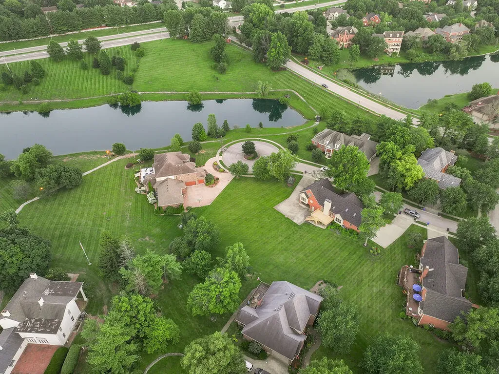 2505 Lenlake Court Lexington KY 40513