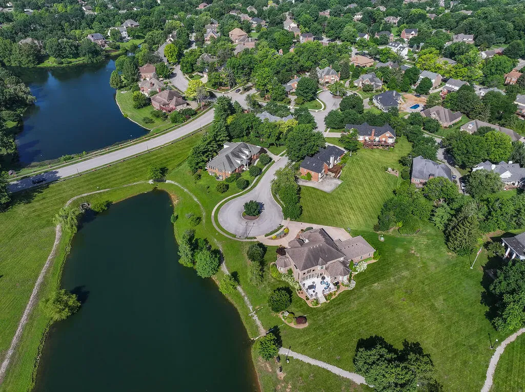 2505 Lenlake Court Lexington KY 40513