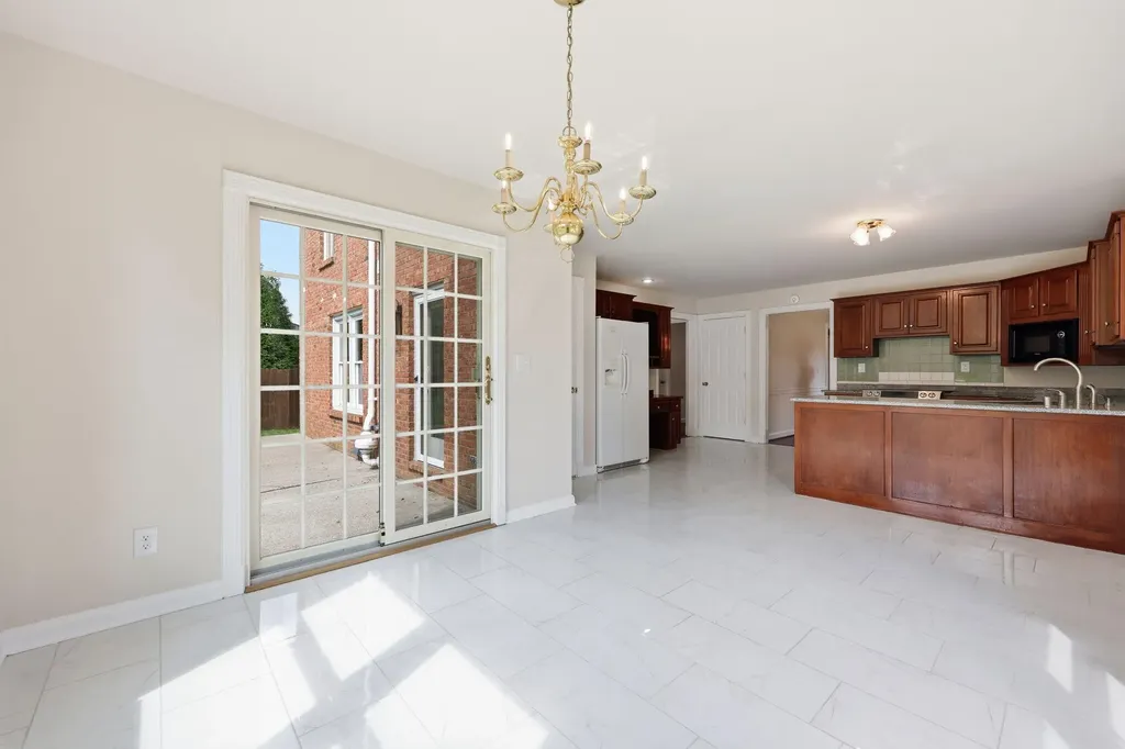 852 Glen Abbey Circle Lexington KY 40509