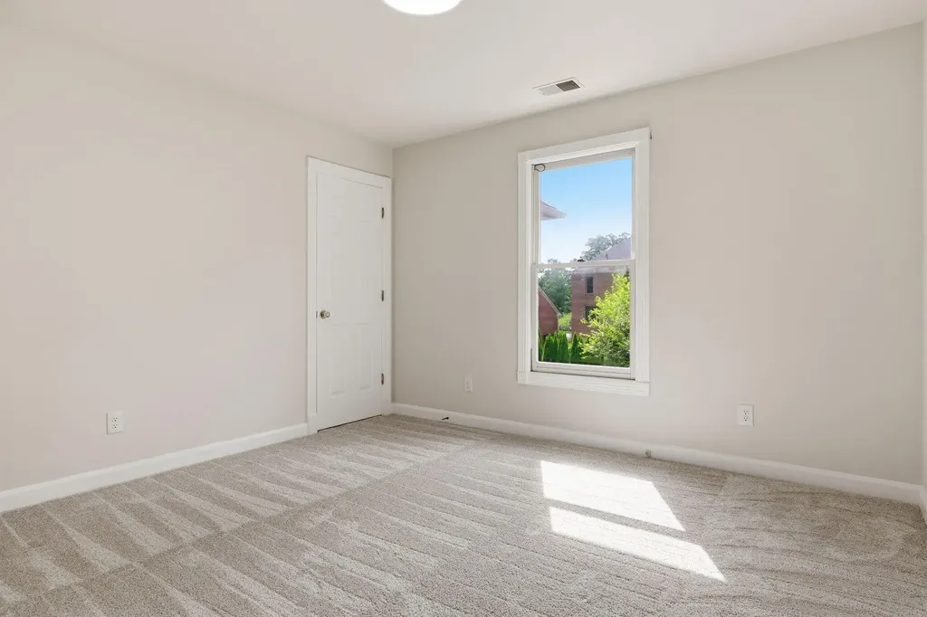 852 Glen Abbey Circle Lexington KY 40509