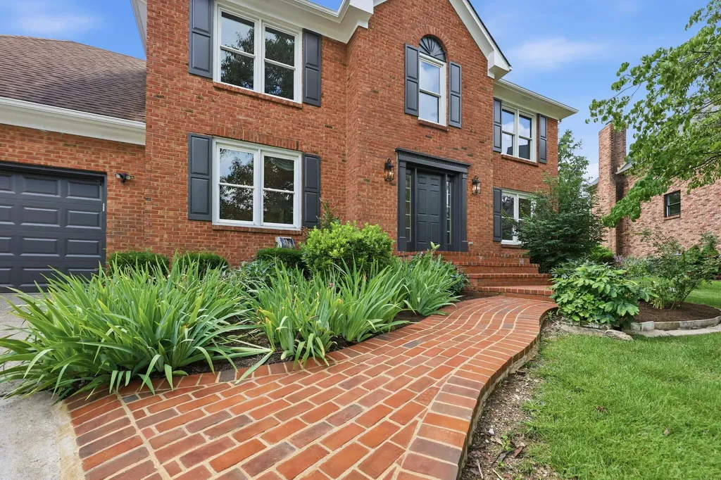 852 Glen Abbey Circle Lexington KY 40509