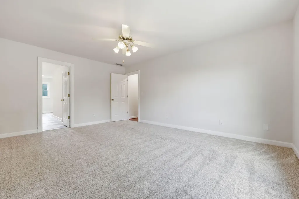 852 Glen Abbey Circle Lexington KY 40509