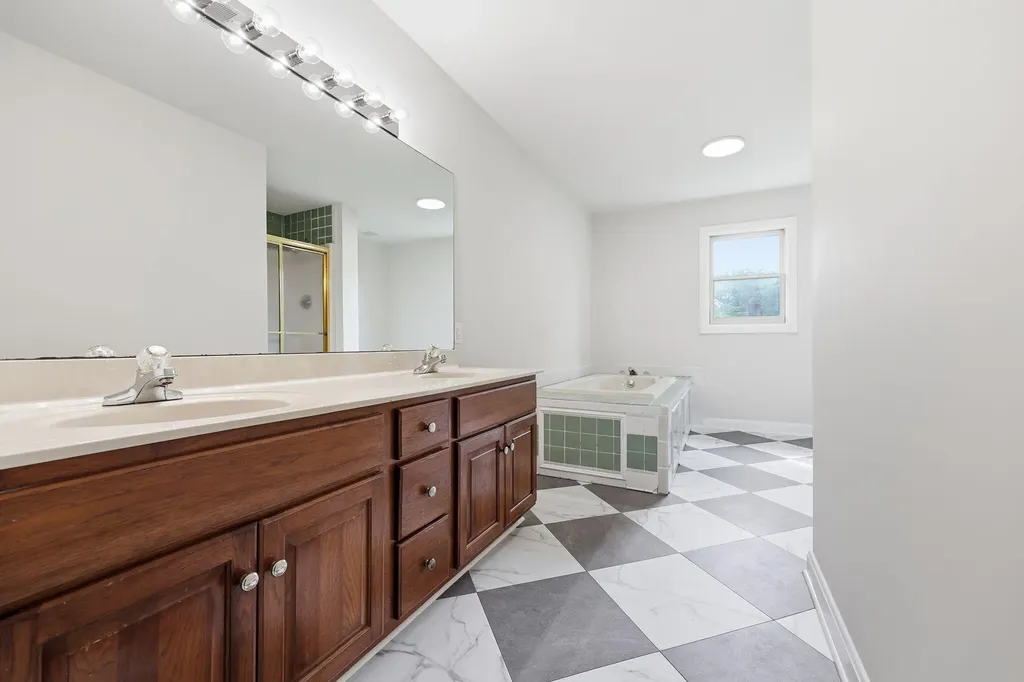 852 Glen Abbey Circle Lexington KY 40509