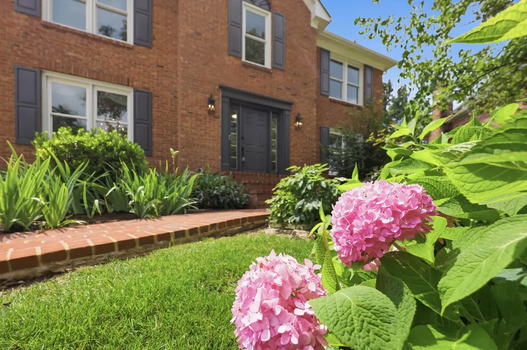 852 Glen Abbey Circle Lexington KY 40509