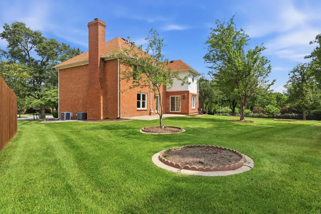 852 Glen Abbey Circle Lexington KY 40509