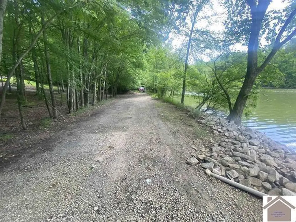 Waterford II Breckinridge Point Cadiz KY 42211