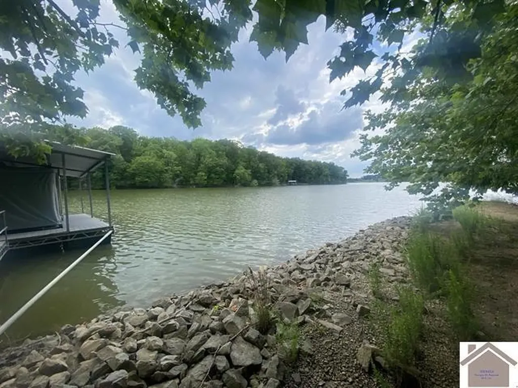 Waterford II Breckinridge Point Cadiz KY 42211