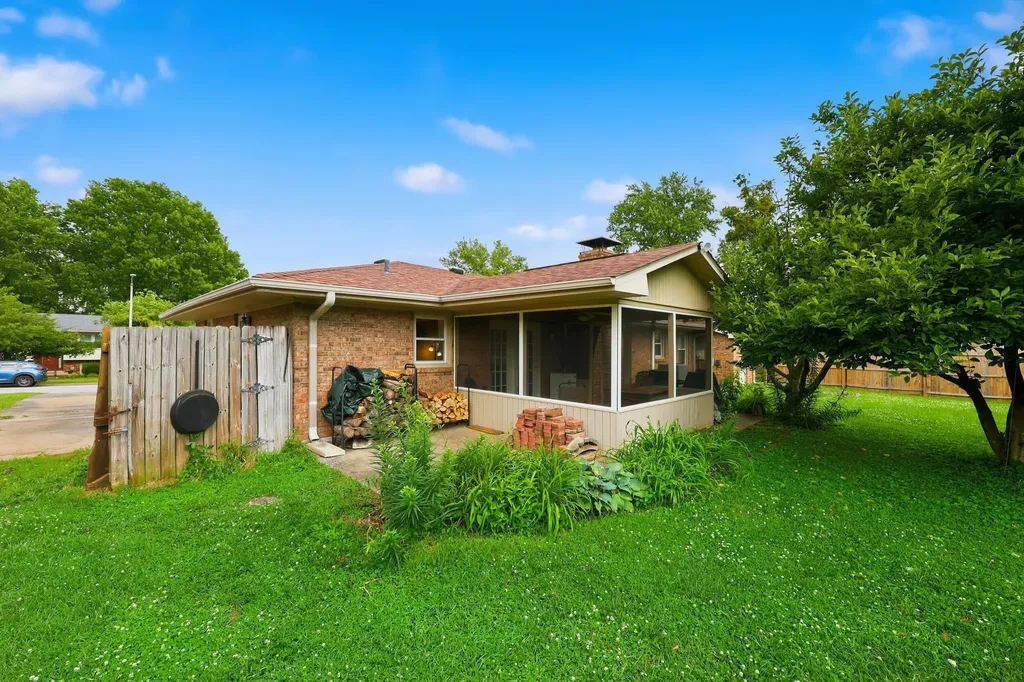 3132 Dale Hollow Drive Lexington KY 40515