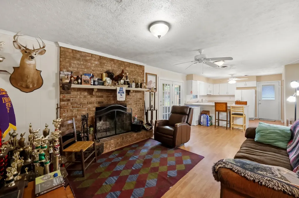 3132 Dale Hollow Drive Lexington KY 40515