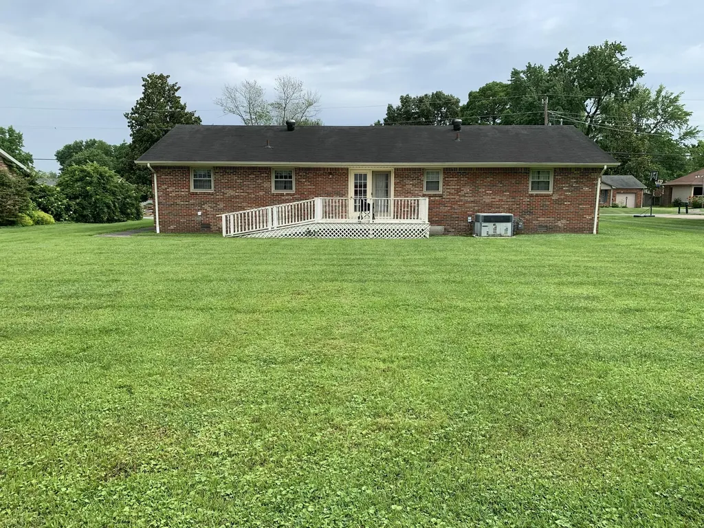 1710 Keenland Drive Murray KY 42071