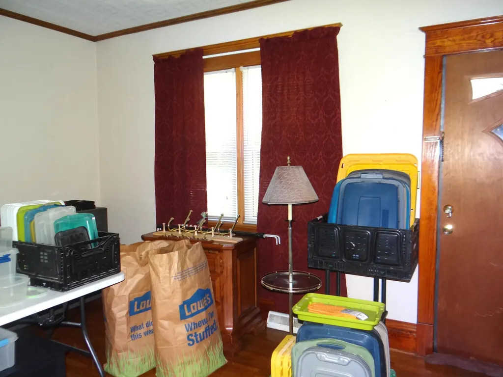 1116 Duckers Road Midway KY 40347
