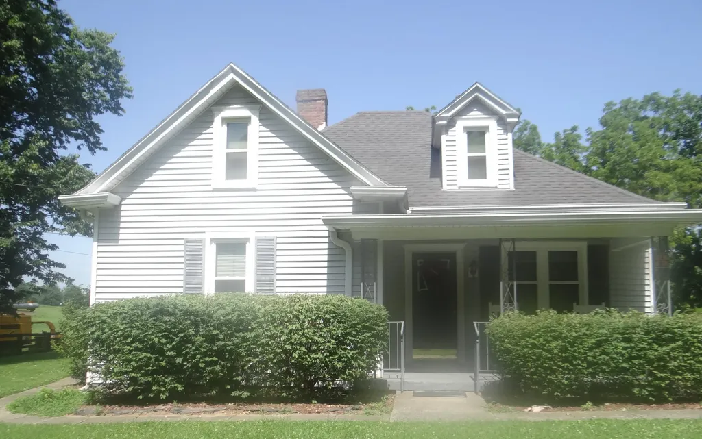 1116 Duckers Road Midway KY 40347