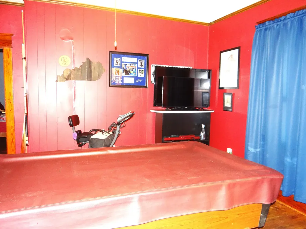 1116 Duckers Road Midway KY 40347