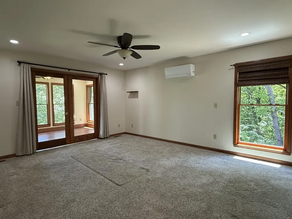 1091 Deepwood Drive Murray KY 42071