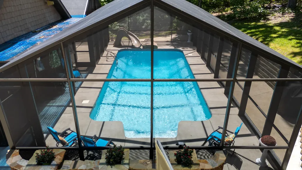 1091 Deepwood Drive Murray KY 42071