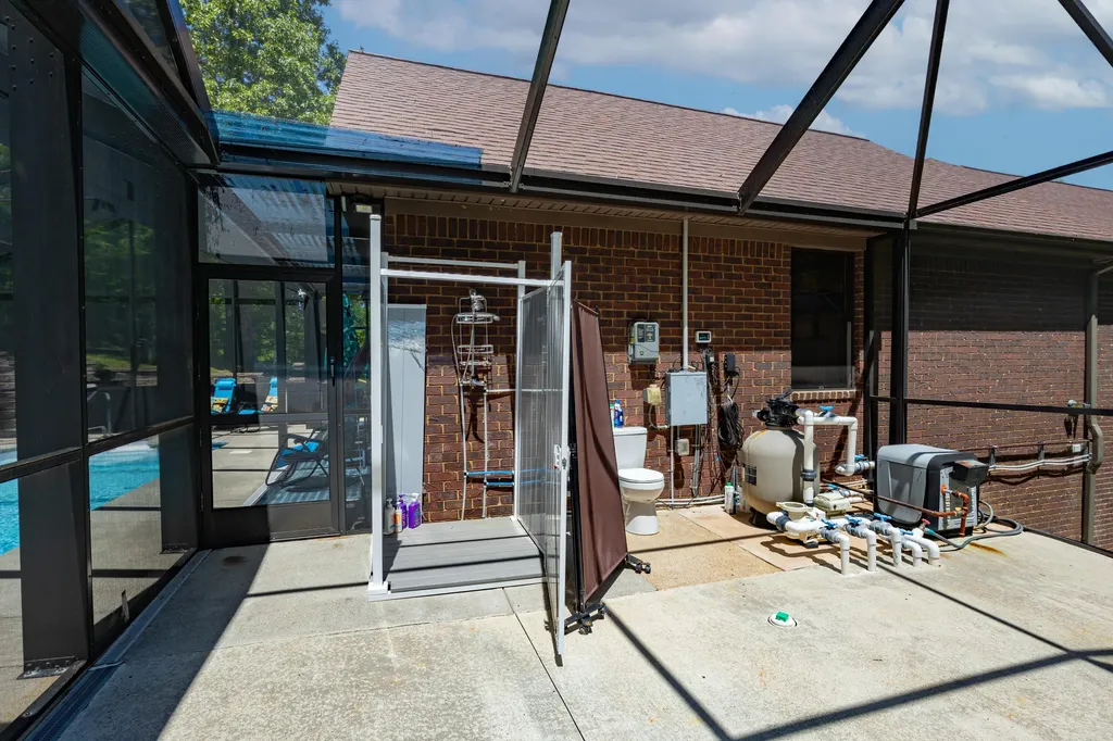 1091 Deepwood Drive Murray KY 42071