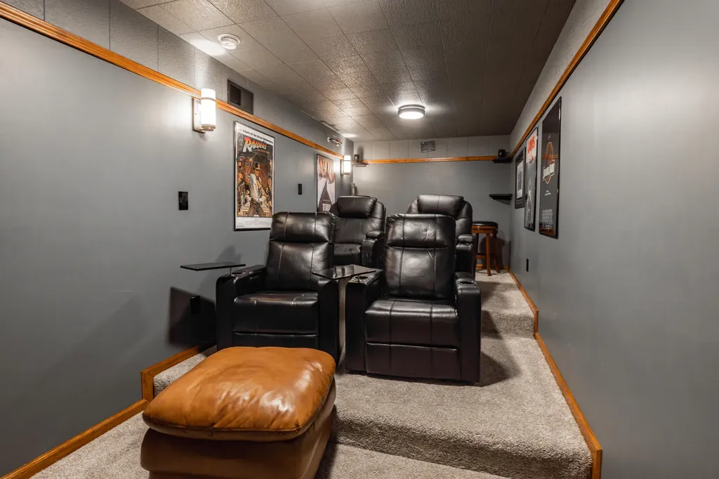 1091 Deepwood Drive Murray KY 42071