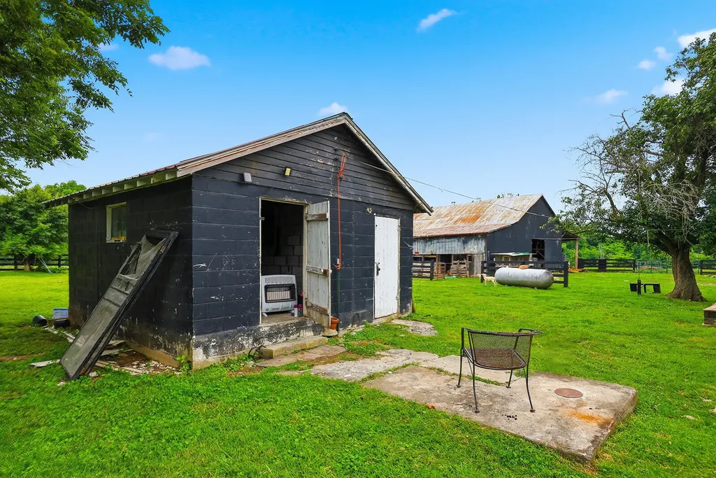 9622 Cornishville Road Harrodsburg KY 40330