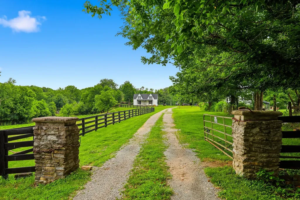 9622 Cornishville Road Harrodsburg KY 40330