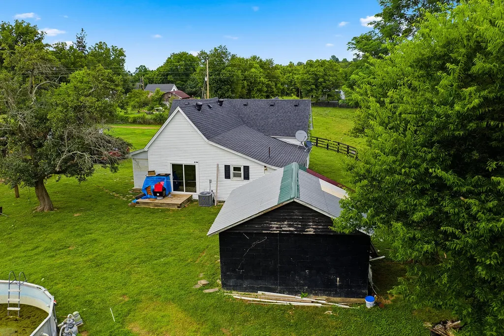 9622 Cornishville Road Harrodsburg KY 40330