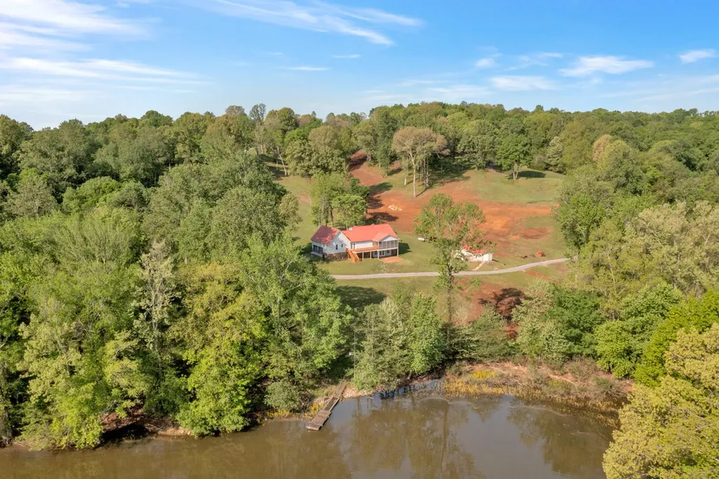 242 Woodruff Lane Cadiz KY 42211