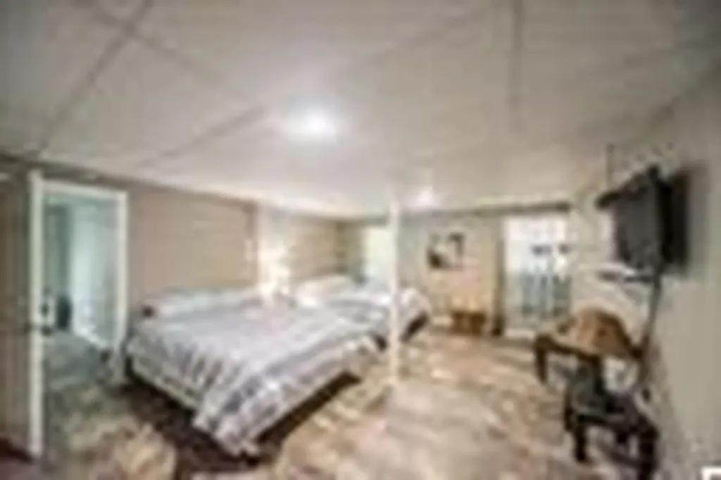 528 Imogene Drive Gilbertsville KY 42044