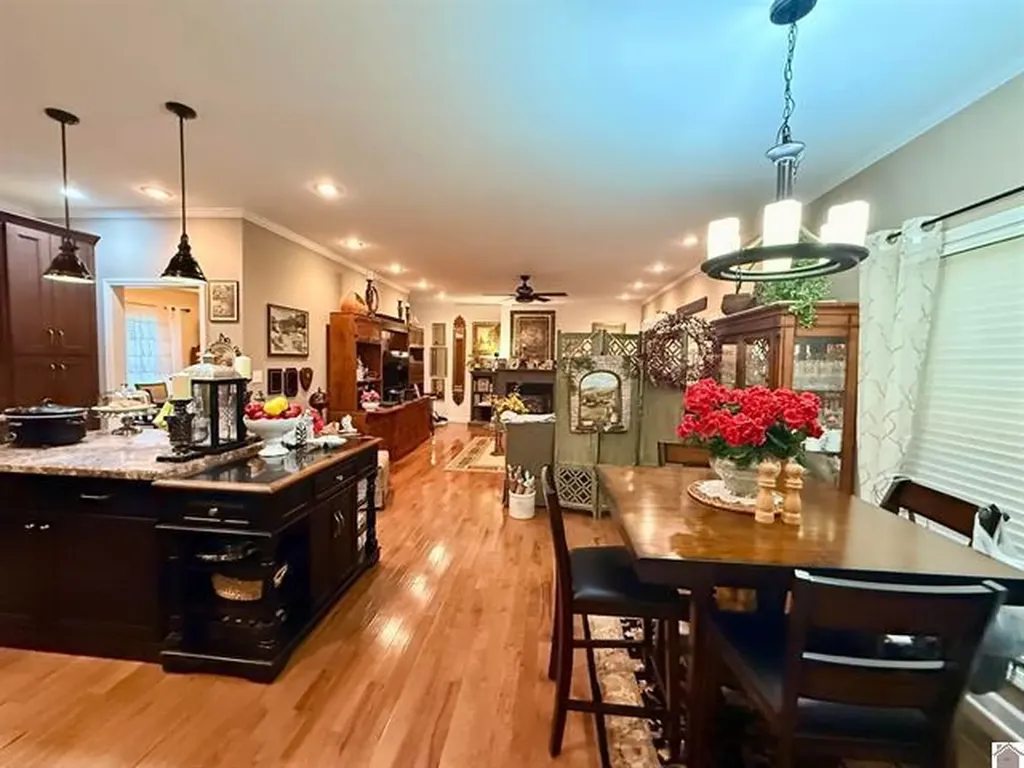 2271 Ky-97 Mayfield KY 42066
