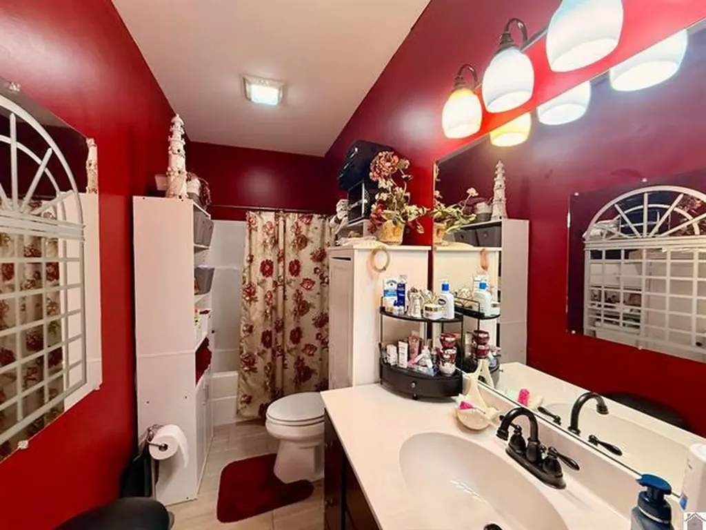 2271 Ky-97 Mayfield KY 42066