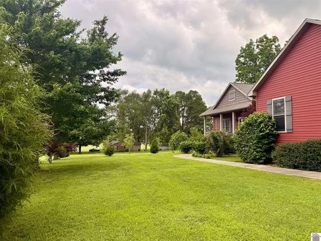 2271 Ky-97 Mayfield KY 42066