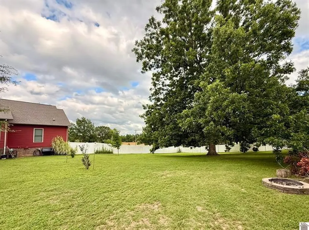 2271 Ky-97 Mayfield KY 42066