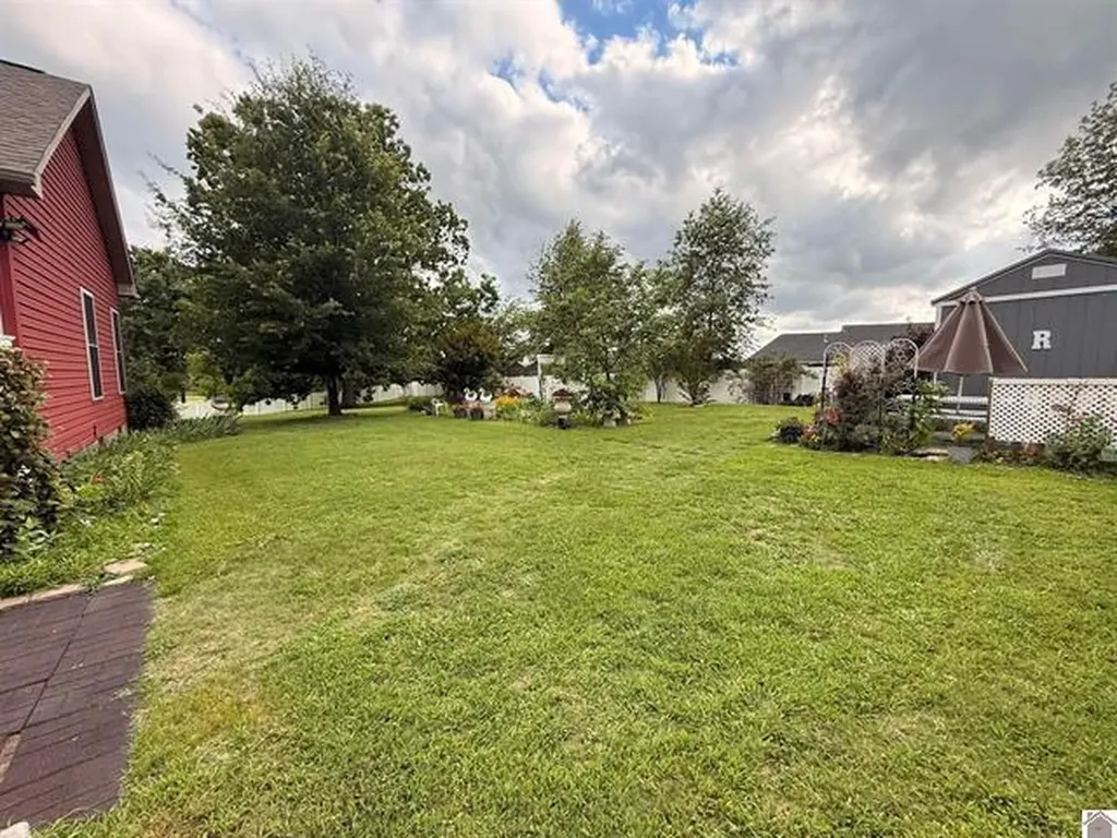 2271 Ky-97 Mayfield KY 42066