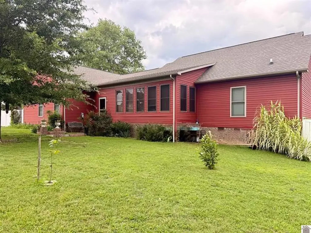 2271 Ky-97 Mayfield KY 42066