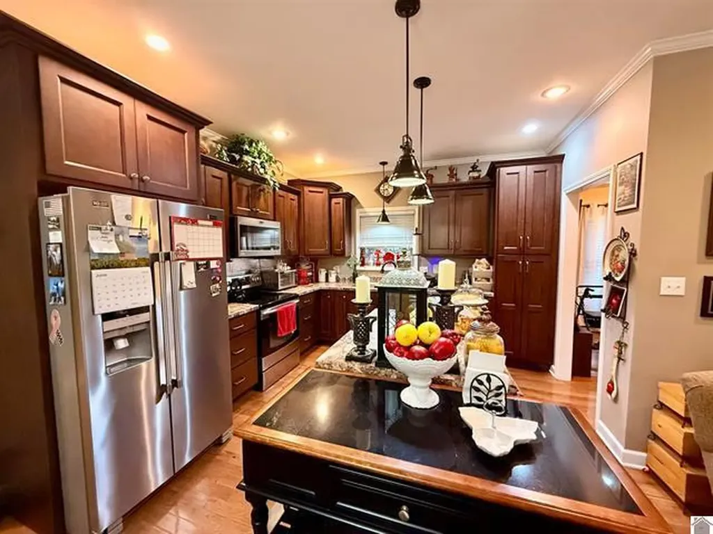 2271 Ky-97 Mayfield KY 42066