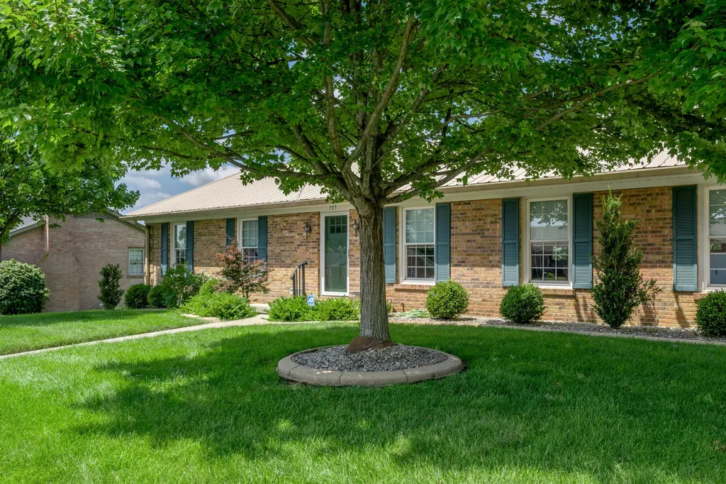 307 Beacon Hill Nicholasville KY 40356
