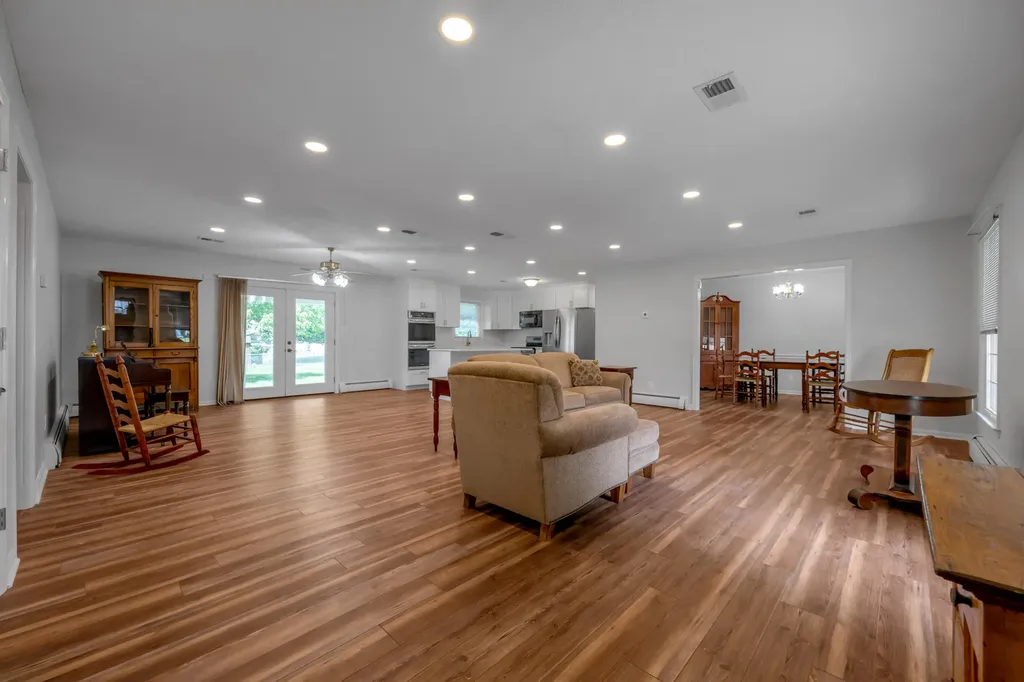 307 Beacon Hill Nicholasville KY 40356