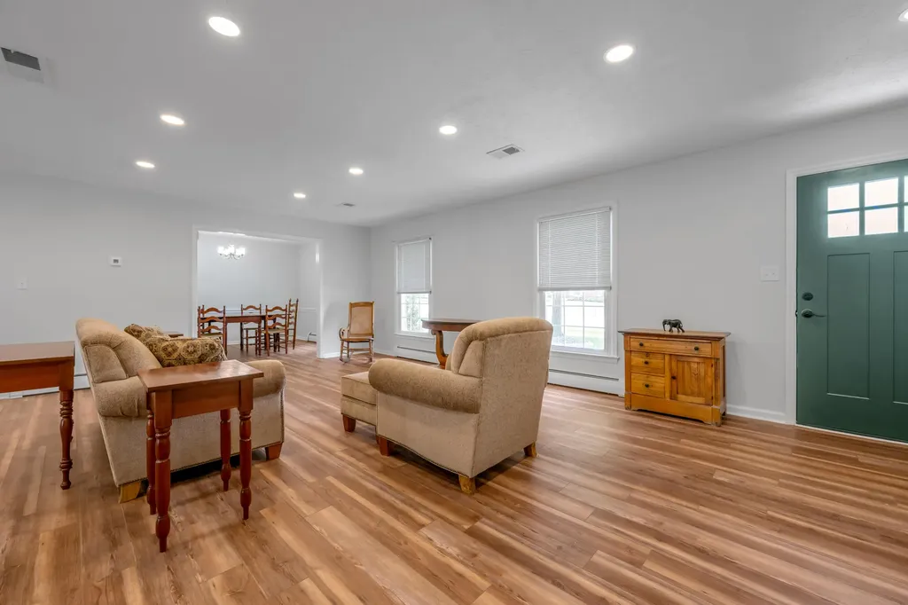 307 Beacon Hill Nicholasville KY 40356