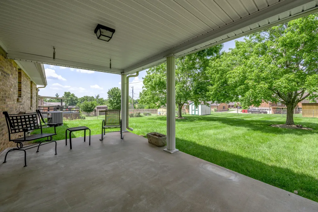 307 Beacon Hill Nicholasville KY 40356