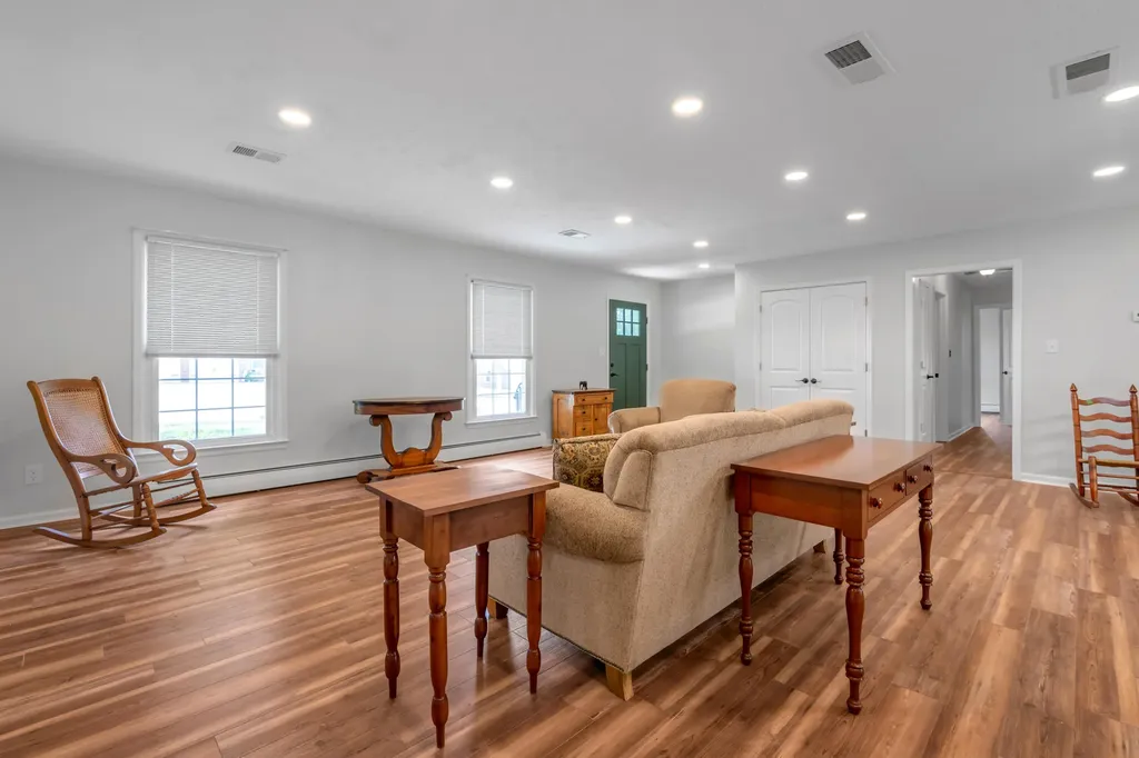 307 Beacon Hill Nicholasville KY 40356