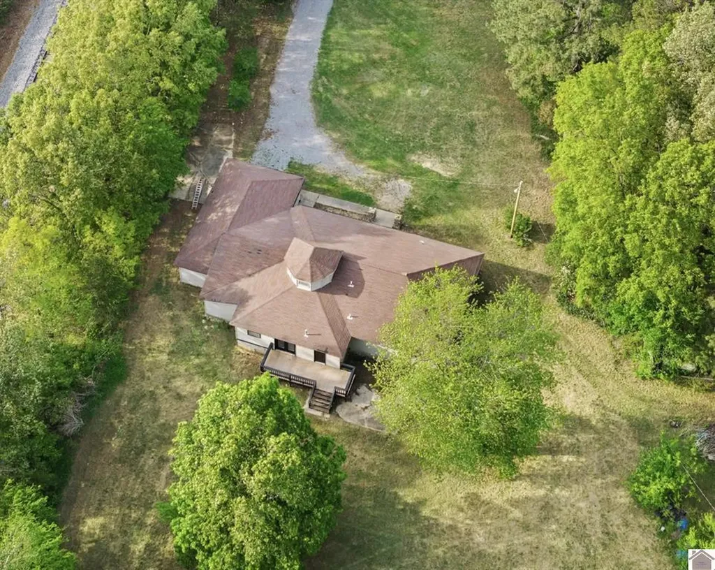 2510 Lovelaceville Florence Boaz KY 42027