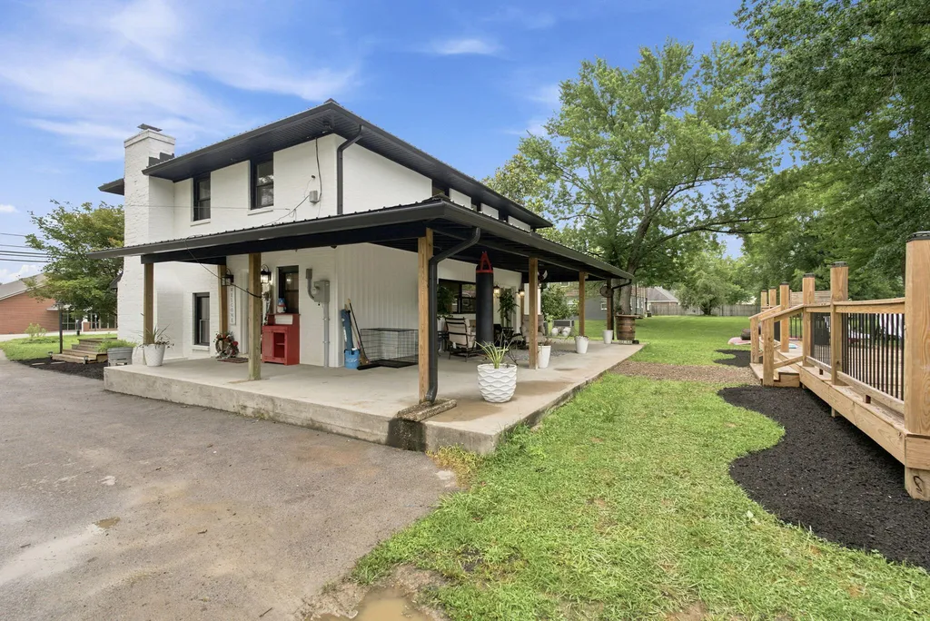 971 E College Avenue Stanton KY 40380