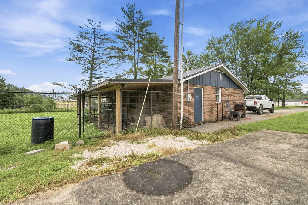 971 E College Avenue Stanton KY 40380