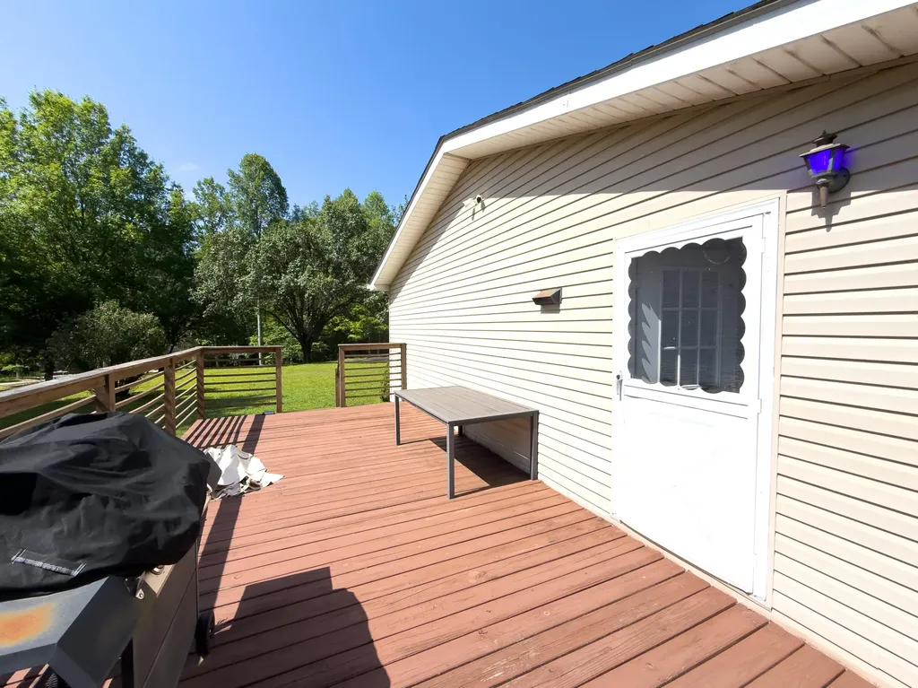 410 Laurel Lake Resort Road Corbin KY 40701