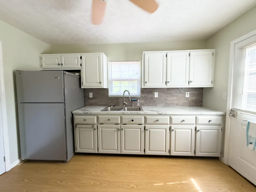 410 Laurel Lake Resort Road Corbin KY 40701