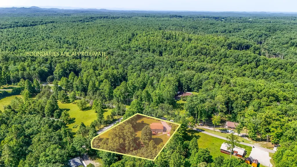 410 Laurel Lake Resort Road Corbin KY 40701