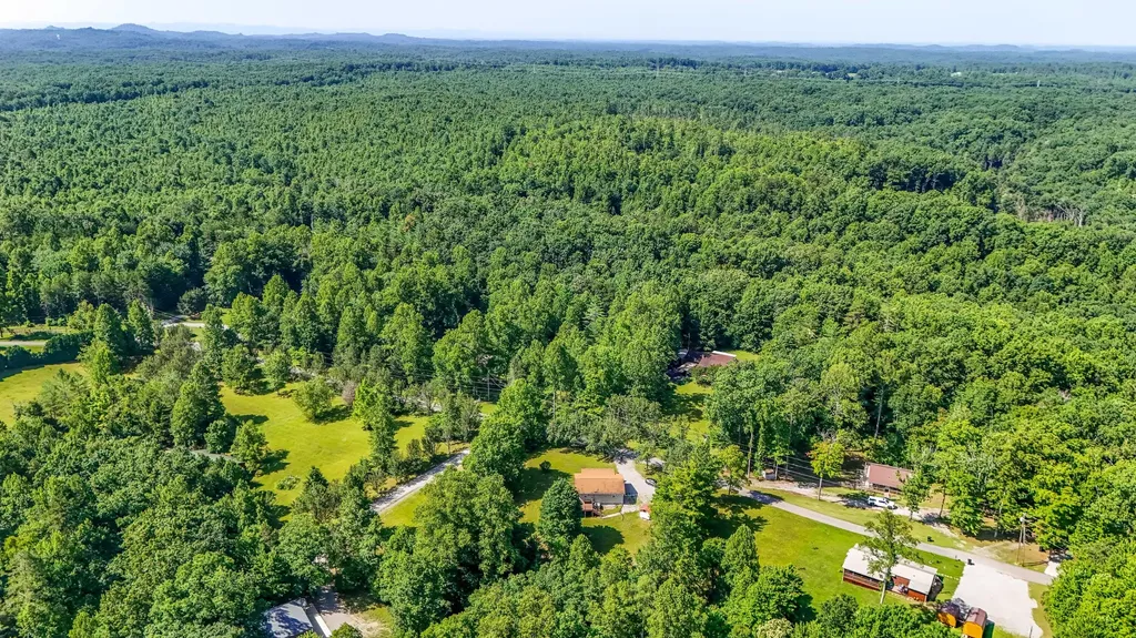 410 Laurel Lake Resort Road Corbin KY 40701