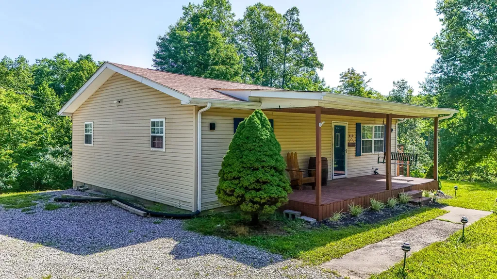 410 Laurel Lake Resort Road Corbin KY 40701